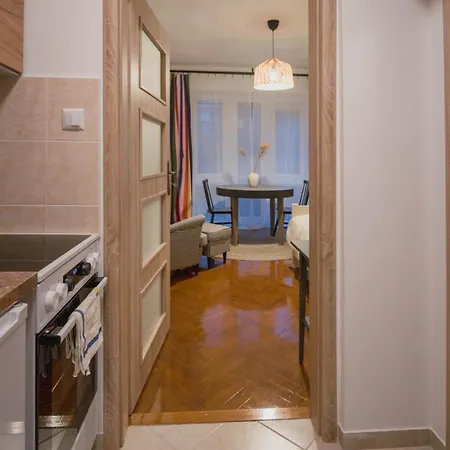 Vibrant & Cozy - A Colorful Base Daire Bratislava